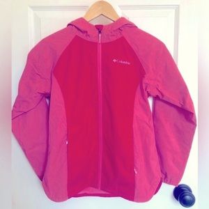 Columbia girls’ fleece-lined rain jacket. Pink. Size 10-12. “M”